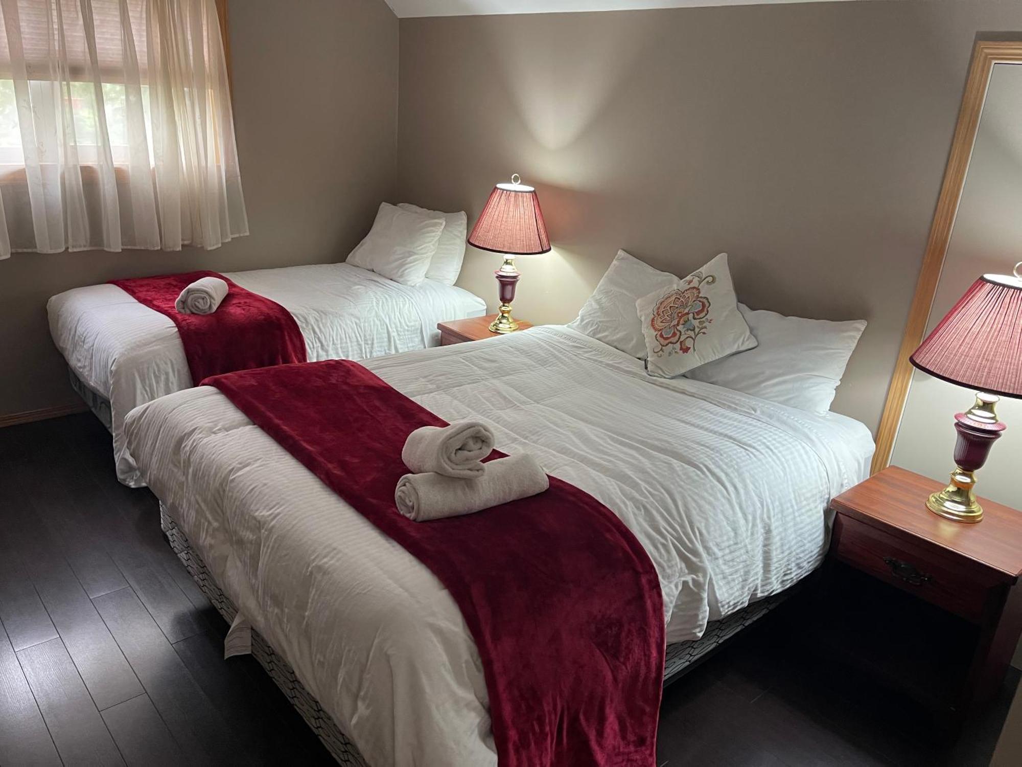 Blaeberry Valley Vacation Rentals Golden Ngoại thất bức ảnh